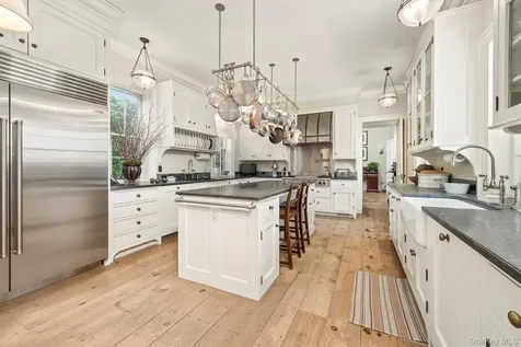 199 Eichybush Road Kinderhook NY 12106