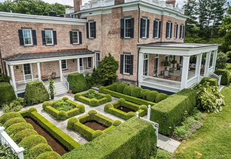 199 Eichybush Road Kinderhook NY 12106