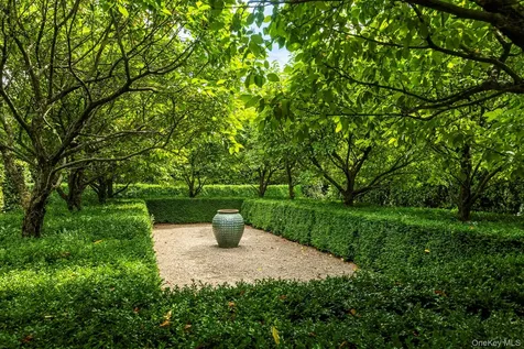 199 Eichybush Road Kinderhook NY 12106