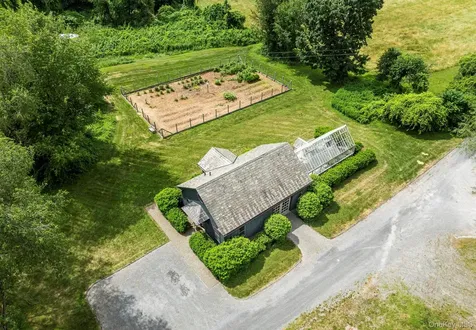 199 Eichybush Road Kinderhook NY 12106