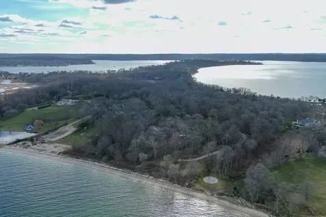 145 Centre Island Road Centre Island NY 11771