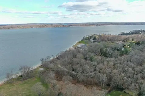 145 Centre Island Road Centre Island NY 11771
