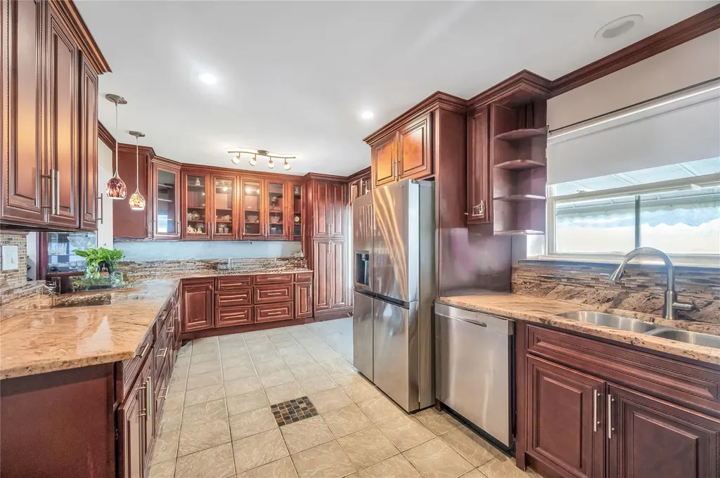 34 Harlem Avenue Medford NY 11763