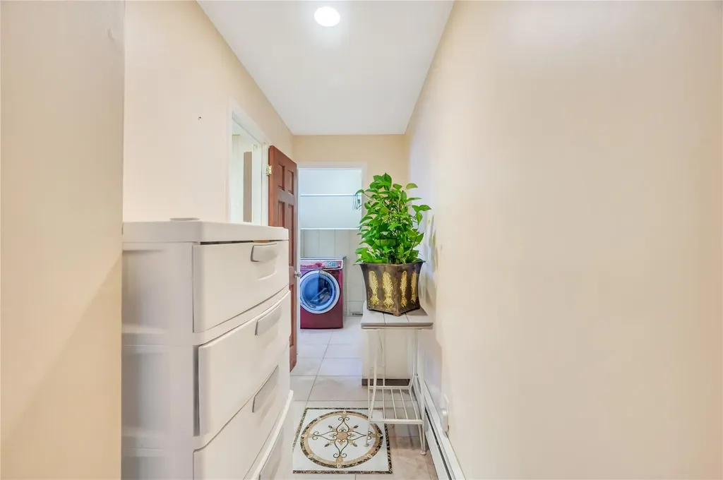 34 Harlem Avenue Medford NY 11763