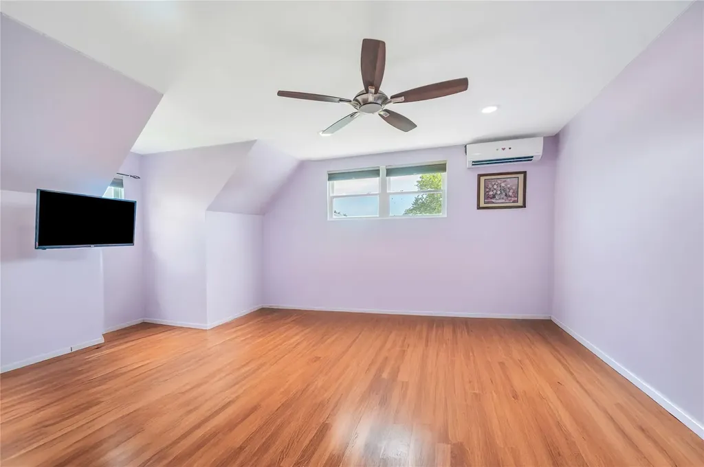 34 Harlem Avenue Medford NY 11763