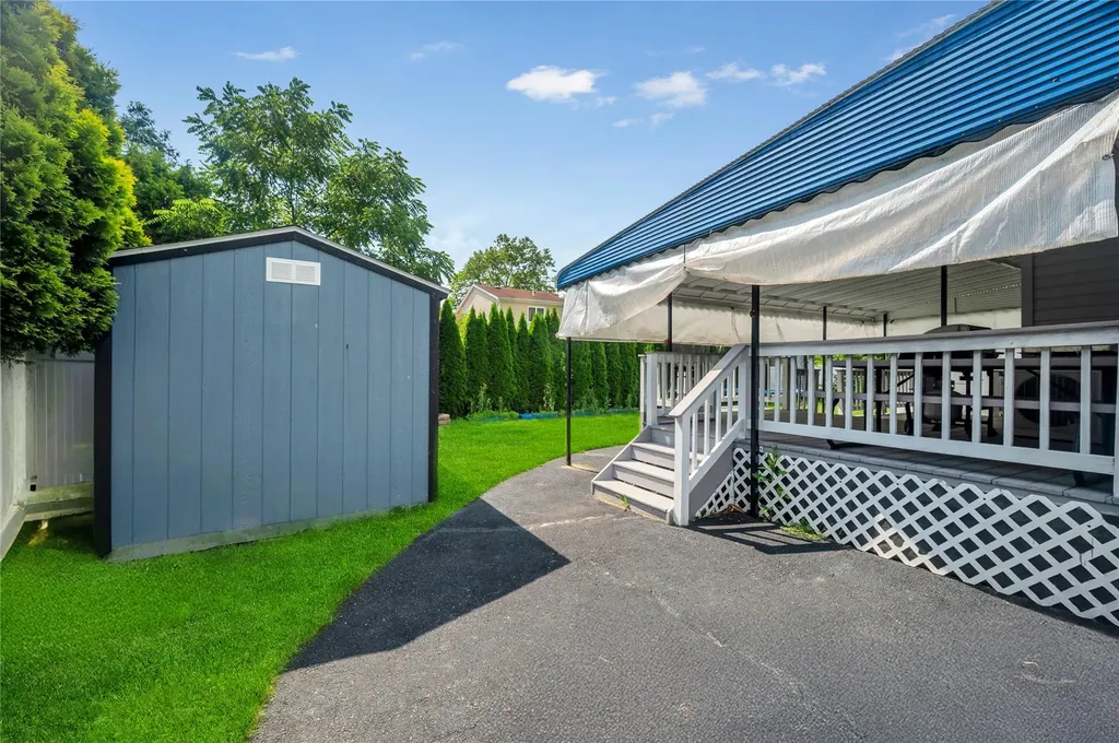 34 Harlem Avenue Medford NY 11763