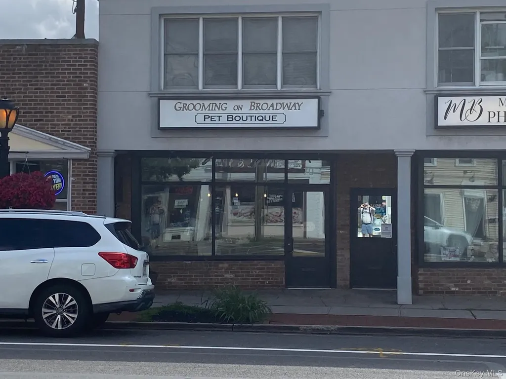 70 Broadway Greenlawn NY 11740