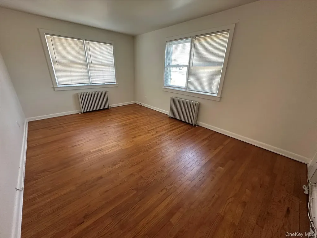 70 Broadway Greenlawn NY 11740