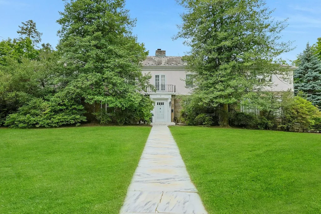 50 Forest Circle New Rochelle NY 10804