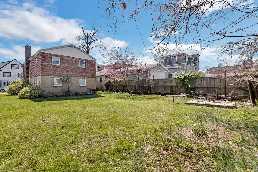 57 7th Street Pelham NY 10803