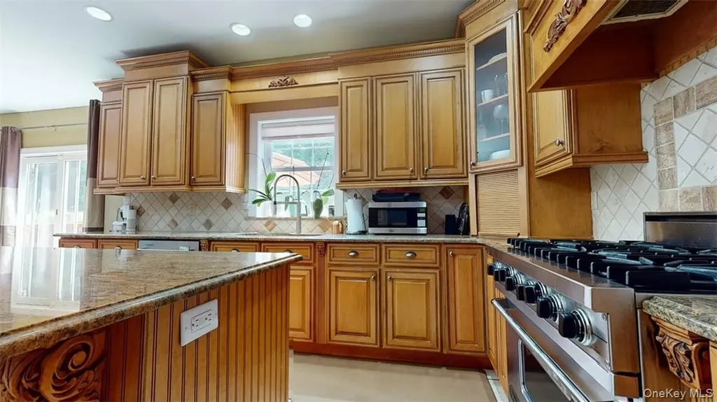 9 Roselawn Road Highland Mills NY 10930