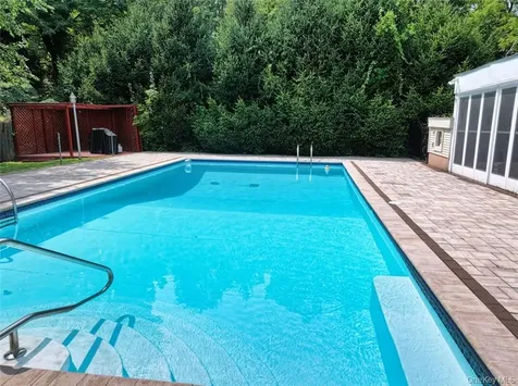 9 Roselawn Road Highland Mills NY 10930