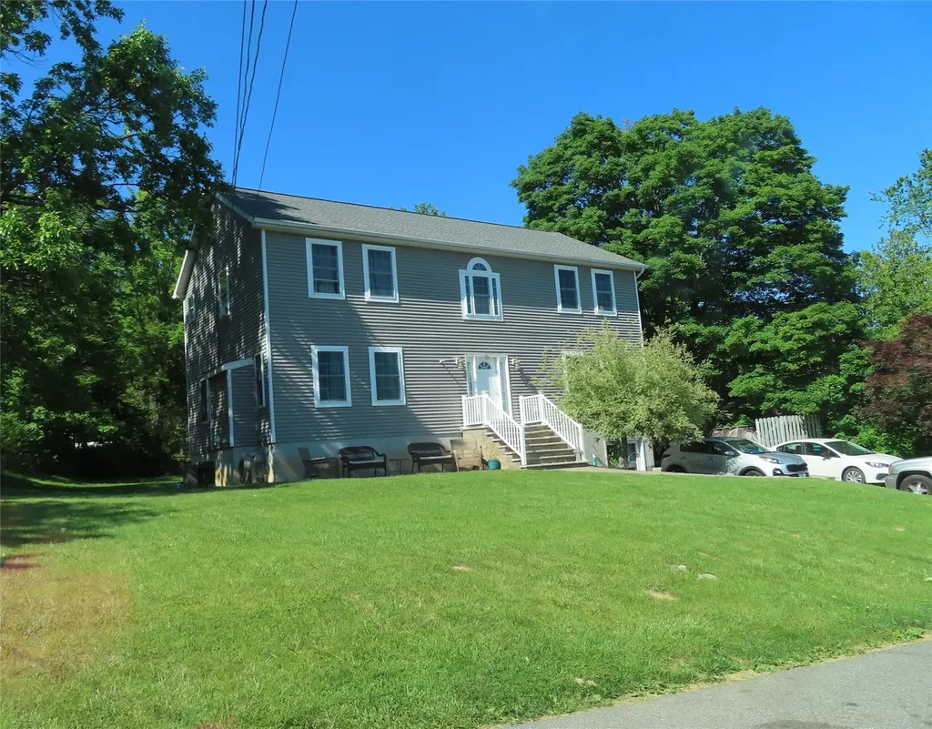 33 Cumberland Road Fishkill NY 12524