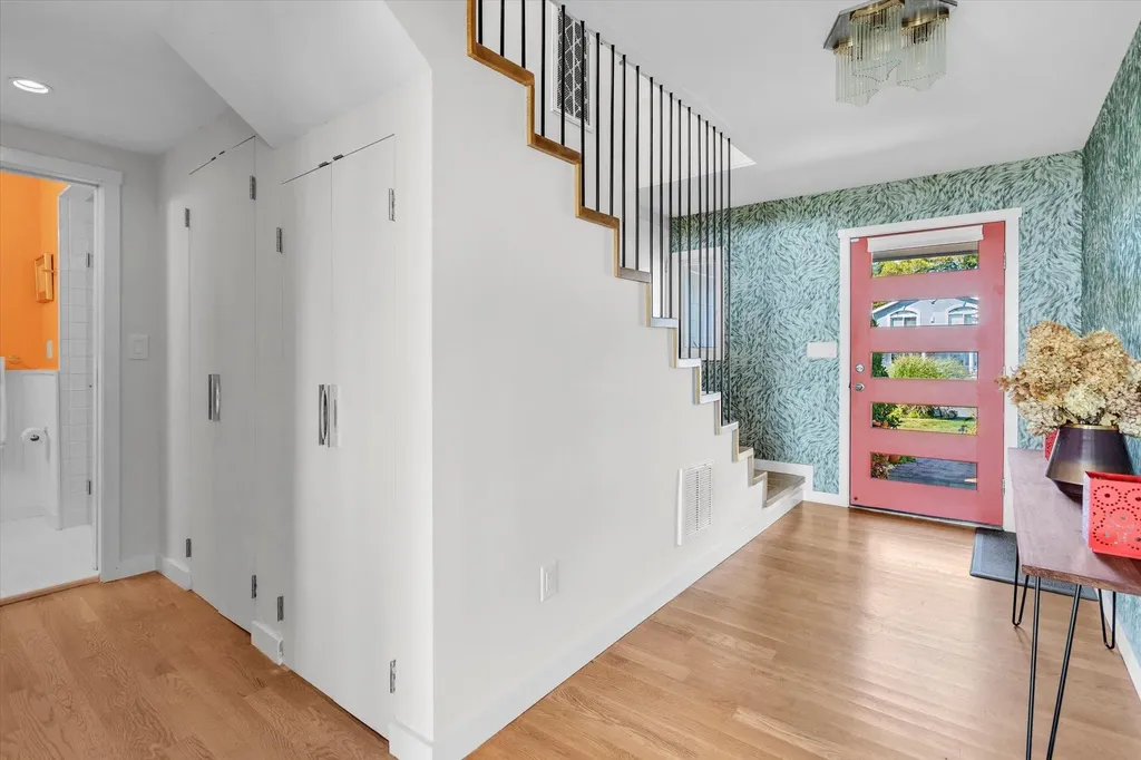 2 Westgate Drive Sayville NY 11782