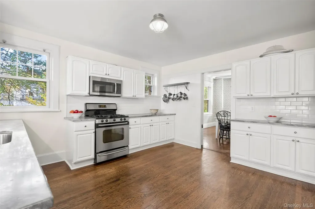 75 Young Avenue Pelham NY 10803