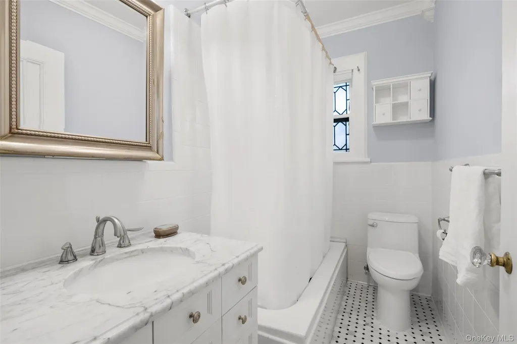 75 Young Avenue Pelham NY 10803
