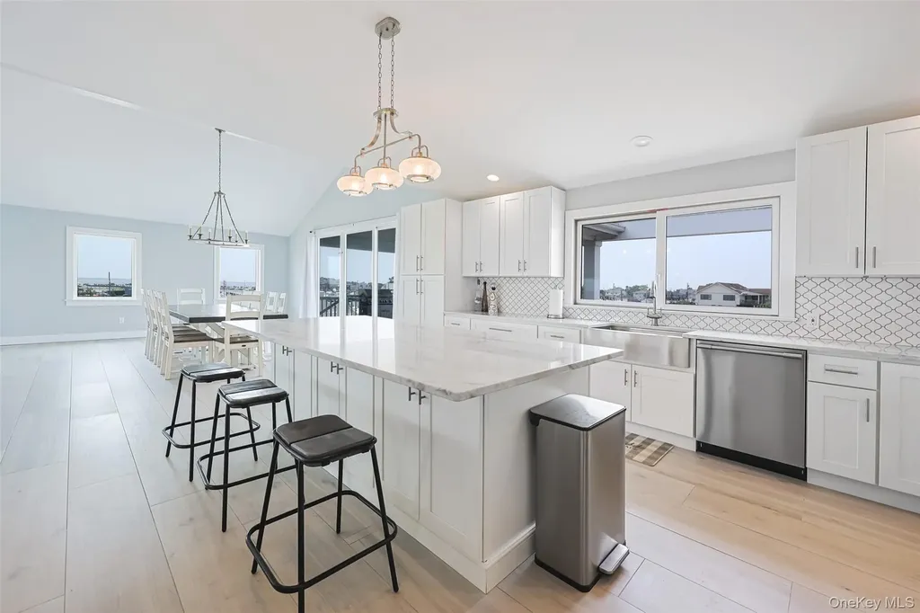 390 E Shore Road Lindenhurst NY 11757