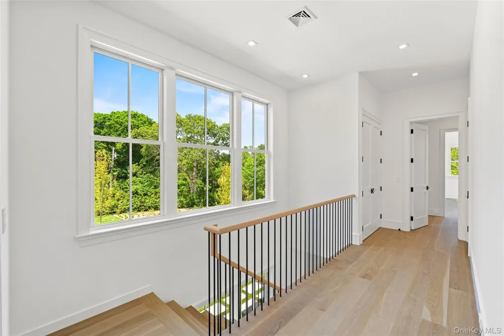 161 South Road Westhampton NY 11977