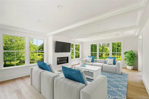 161 South Road Westhampton NY 11977
