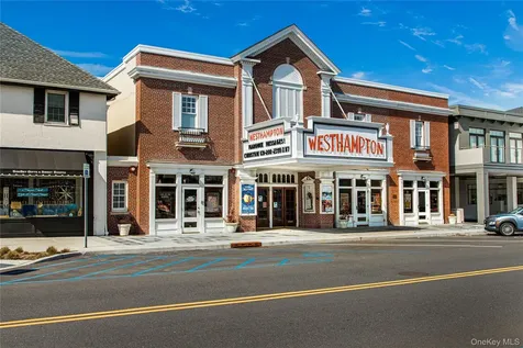 161 South Road Westhampton NY 11977