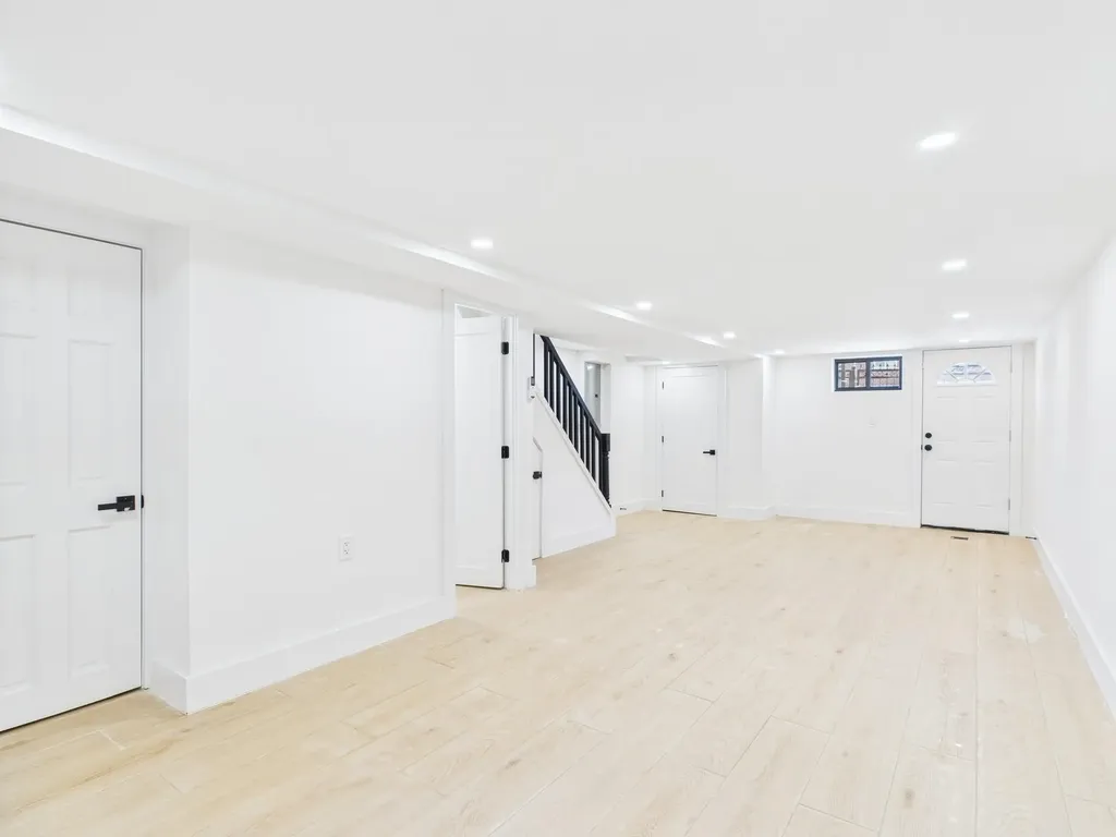1310 E 223rd Street Bronx NY 10466