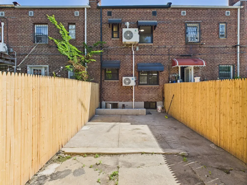 1310 E 223rd Street Bronx NY 10466