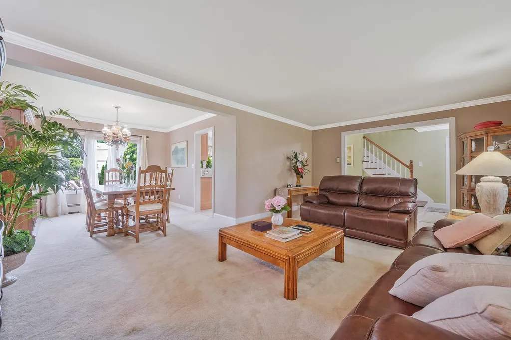 1399 Rhode Avenue Merrick NY 11566