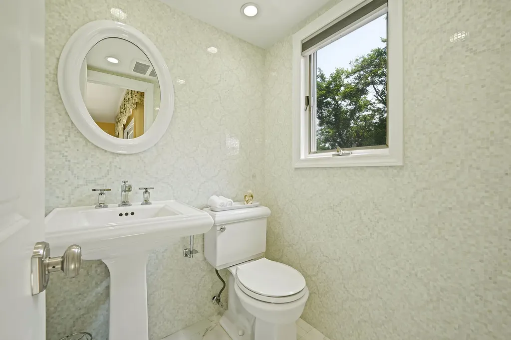 1399 Rhode Avenue Merrick NY 11566