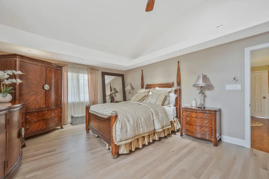 1399 Rhode Avenue Merrick NY 11566