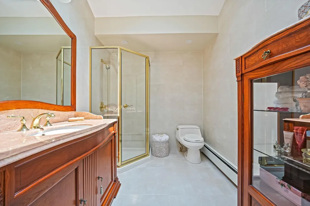 1399 Rhode Avenue Merrick NY 11566