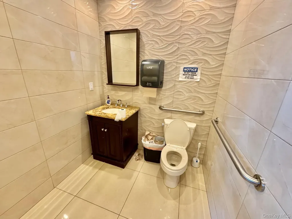 21515 Northern Boulevard Bayside NY 11361