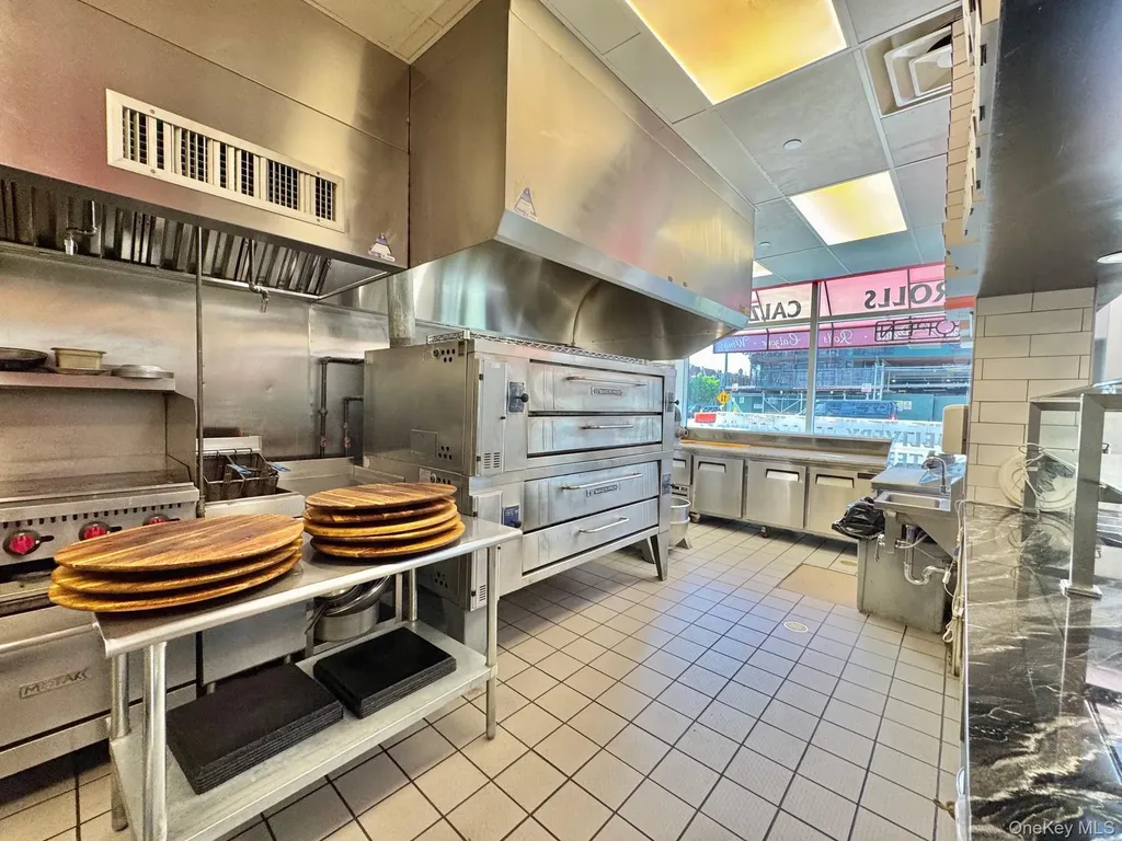 21515 Northern Boulevard Bayside NY 11361