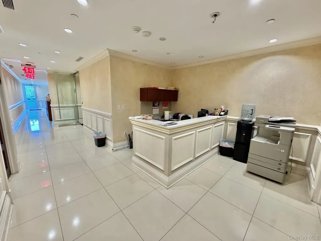 21515 Northern Boulevard Bayside NY 11361