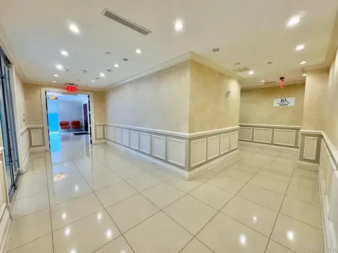 21515 Northern Boulevard Bayside NY 11361