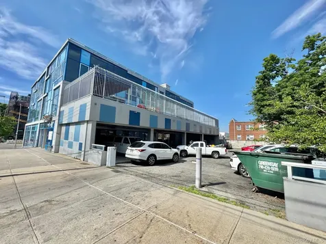 21515 Northern Boulevard Bayside NY 11361