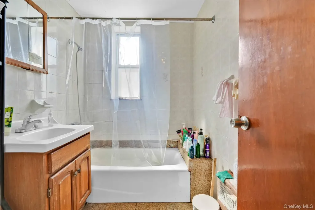 2120 23rd Drive Astoria NY 11105