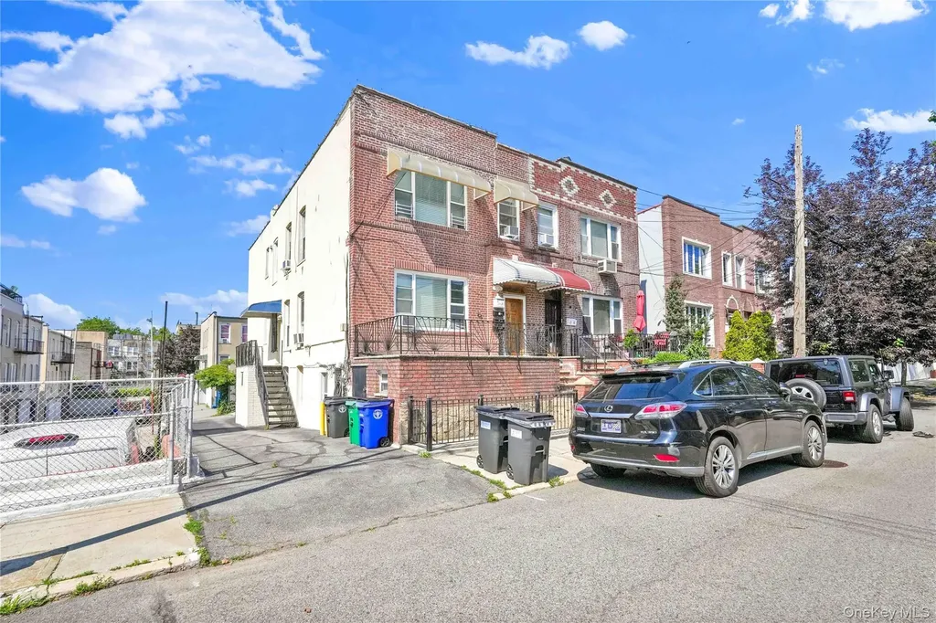 2120 23rd Drive Astoria NY 11105
