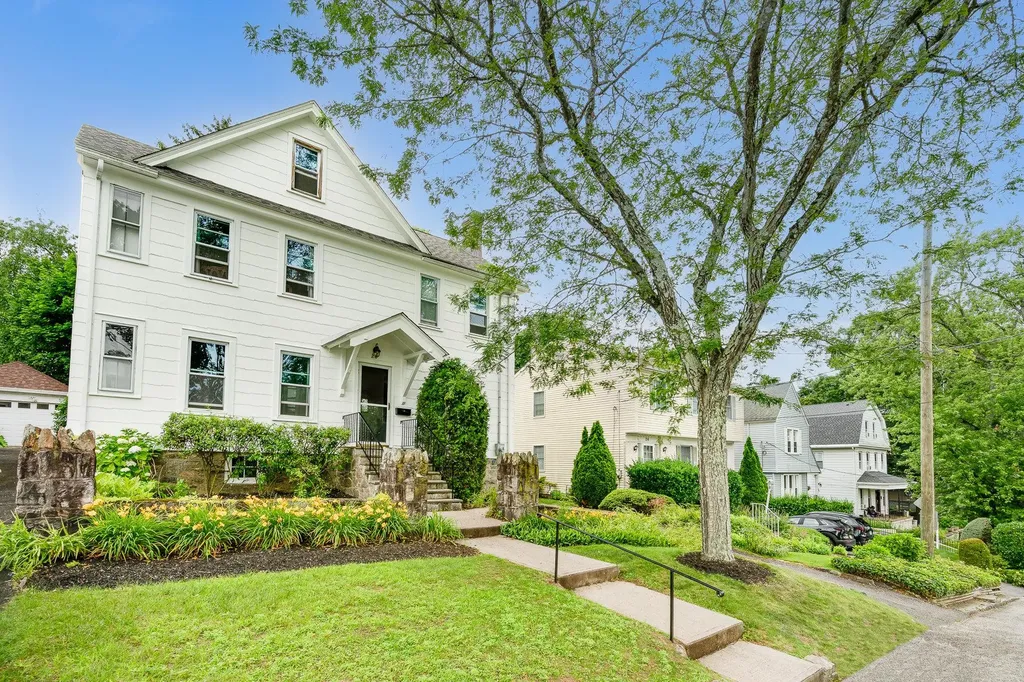 28 Lee Avenue Scarsdale NY 10583