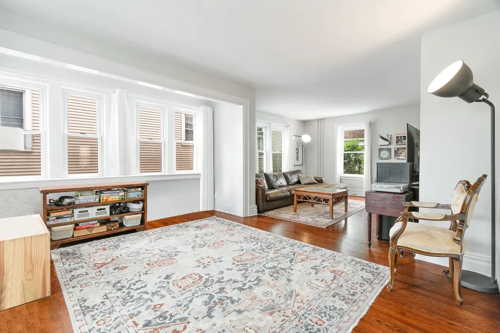 28 Lee Avenue Scarsdale NY 10583