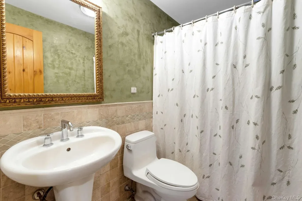 354 Sunset Hill Road E Fishkill NY 12524