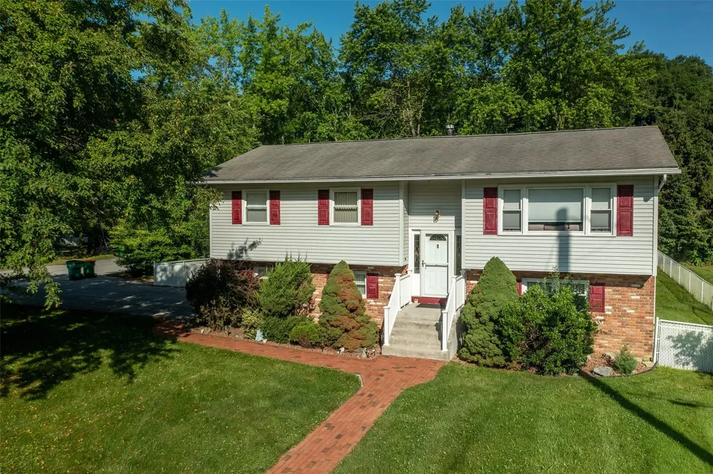 1 Shelley Road Poughkeepsie NY 12603