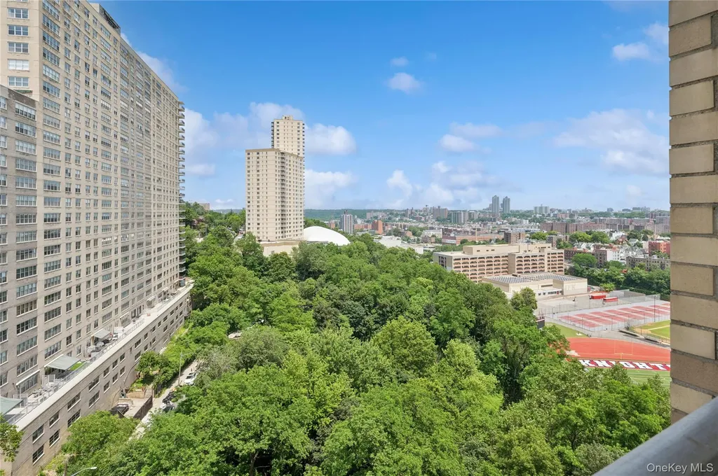 2500 Johnson Avenue Bronx NY 10463