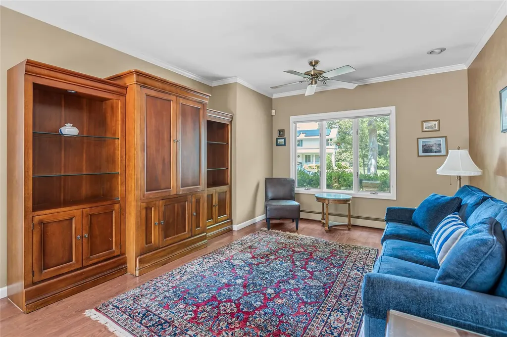 4 Stone Drive Greenlawn NY 11740