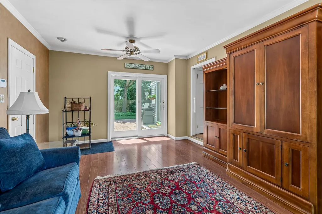 4 Stone Drive Greenlawn NY 11740
