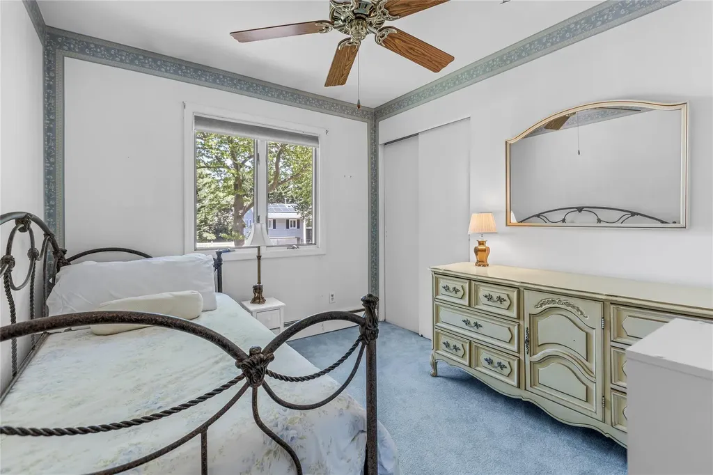 4 Stone Drive Greenlawn NY 11740