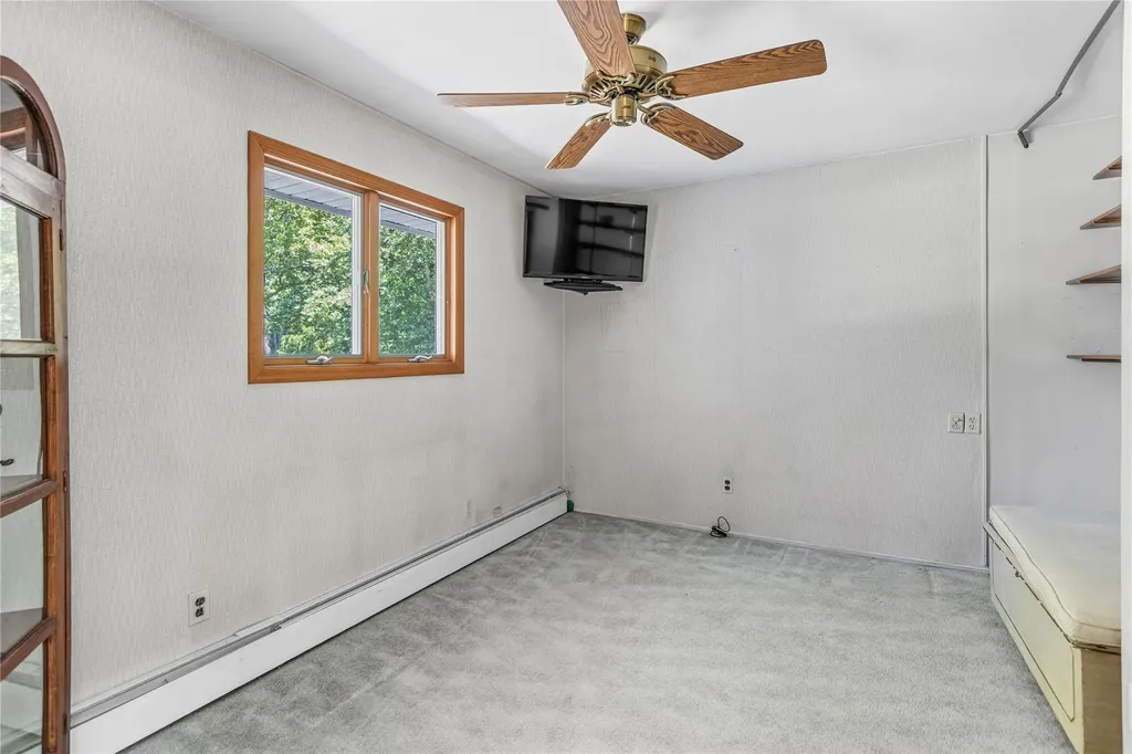 4 Stone Drive Greenlawn NY 11740