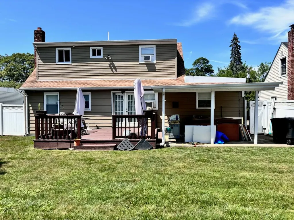 204 Beechwood Avenue Roosevelt NY 11575