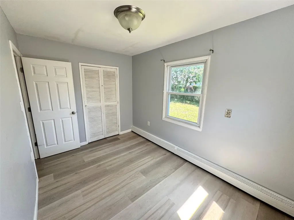 23 Chase Lane Levittown NY 11756