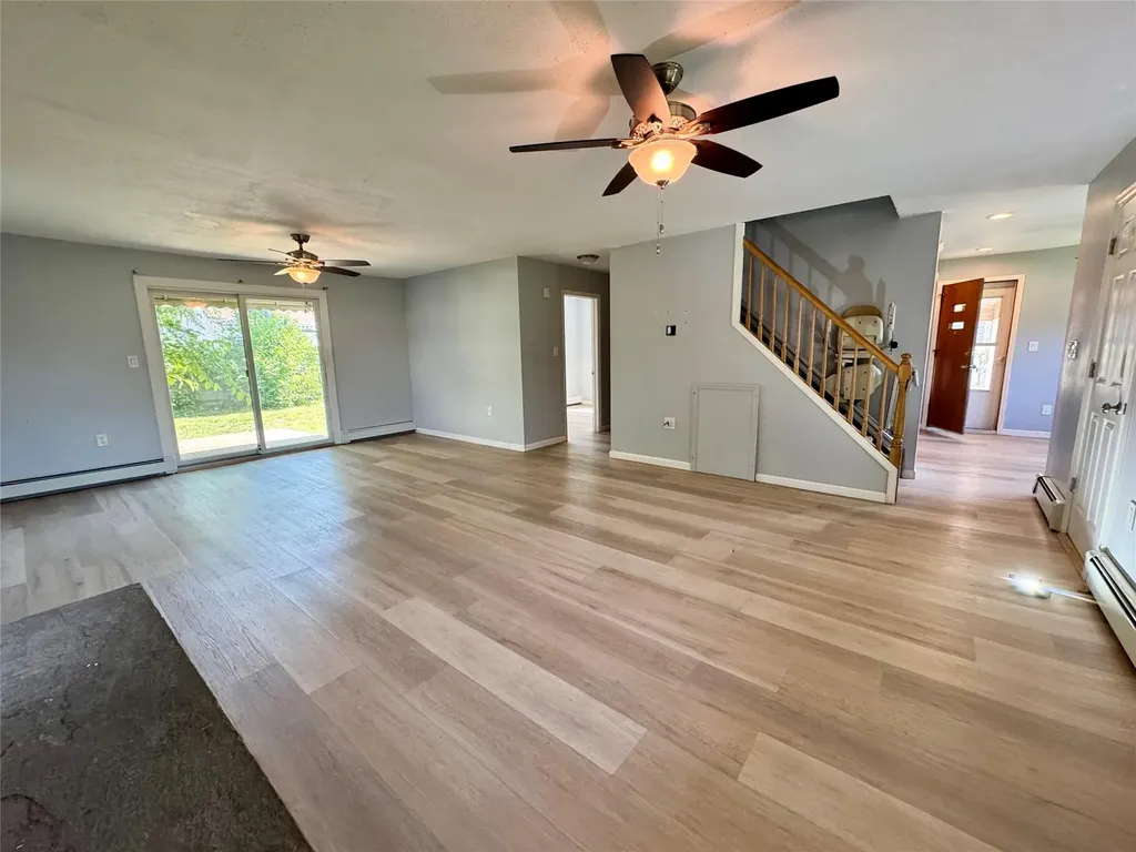23 Chase Lane Levittown NY 11756
