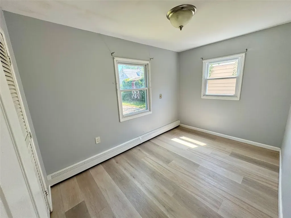 23 Chase Lane Levittown NY 11756